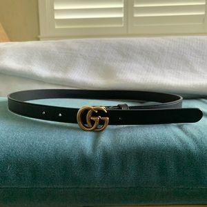 GUCCI Leather belt with Double G buckle (Size 80)
